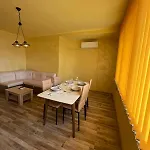 公寓 Bright & Cozy- 2br With Private Parking 瓦爾納