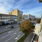 公寓 Bright & Cozy- 2br With Private Parking 瓦爾納