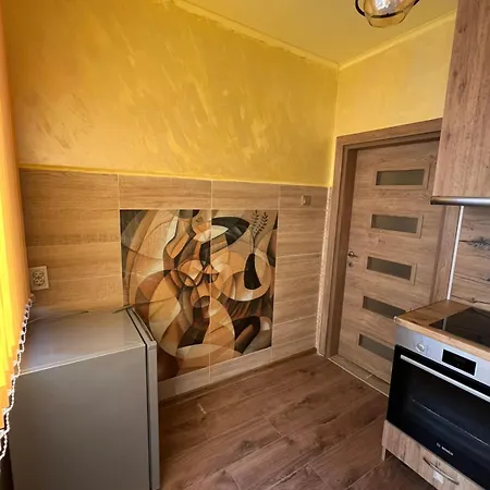 아파트 Bright & Cozy- 2br With Private Parking