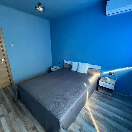 아파트 Bright & Cozy- 2br With Private Parking *