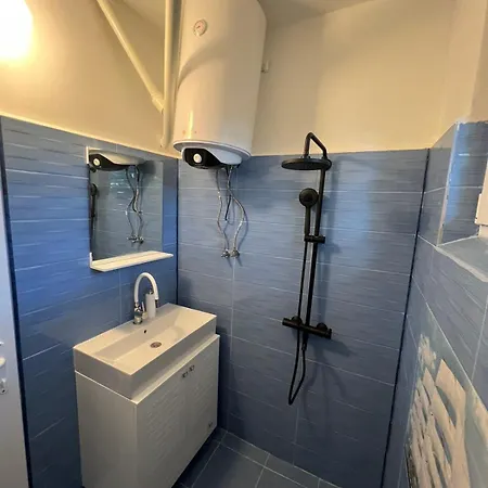 Bright & Cozy- 2br With Private Parking Апартаменты