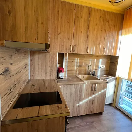 Bright & Cozy- 2br With Private Parking * Варна