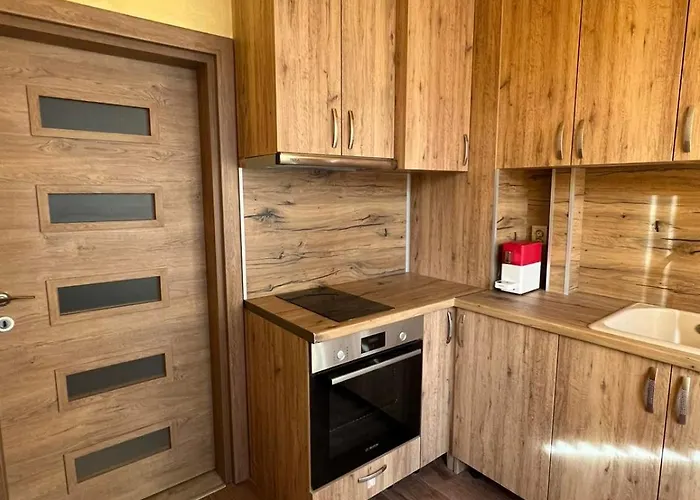 Bright & Cozy- 2br With Private Parking Varna