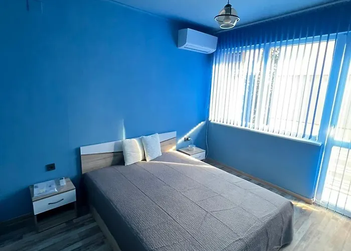 Apartment Bright & Cozy- 2br With Private Parking Varna